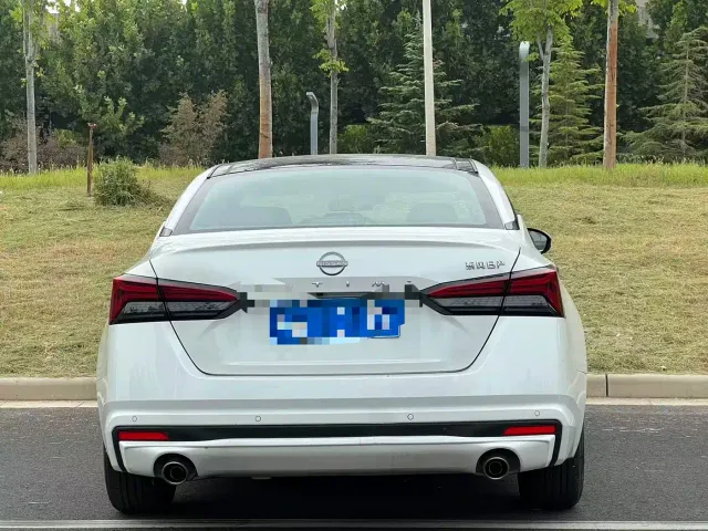 Nissan Teana — Фото автомобиля 11