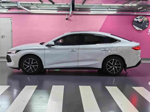 BYD Qin L — Фото автомобиля 4
