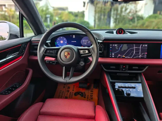 Porsche Macan EV — Фото автомобиля 9