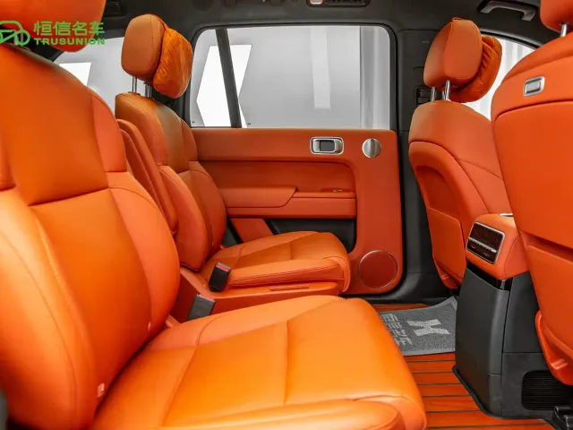 Li Auto L9 — Фото автомобиля 16