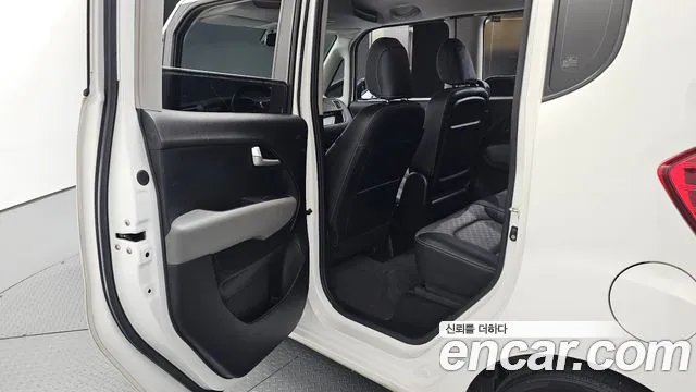 Kia RAY Новый Ray Prestige — Фото автомобиля 11