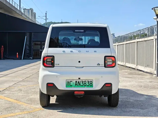 Geely Panda — Фото автомобиля 6