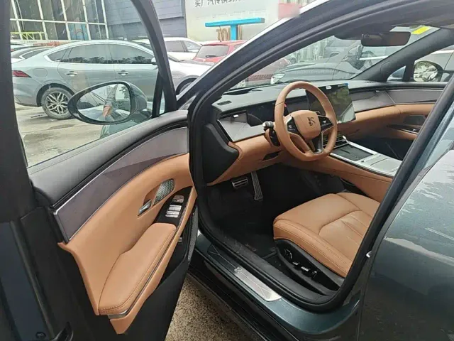 BYD Han L — Фото автомобиля 15