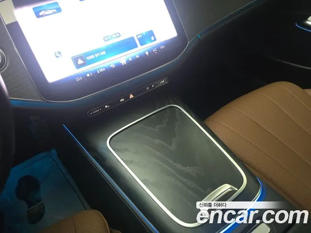 Mercedes-Benz E-Class W214 — Фото автомобиля 12