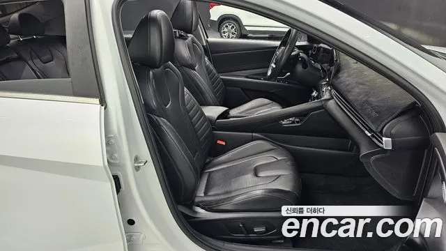 Hyundai AVANTE Avante (CN7) — Фото автомобиля 20