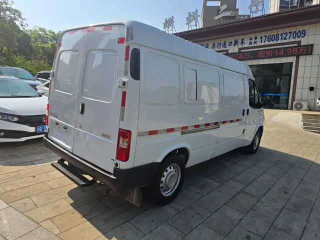 JMC Tesun — Фото автомобиля 5