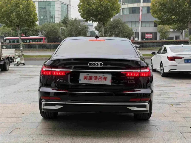 Audi A6L — Фото автомобиля 8