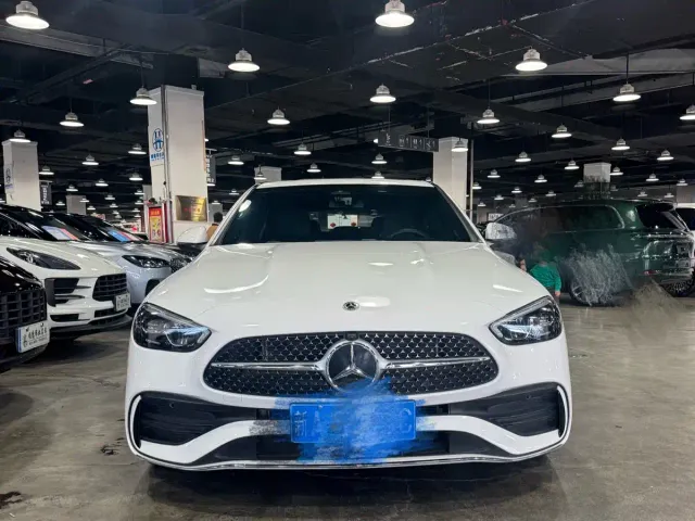 Mercedes-Benz C-Class — Фото автомобиля 2