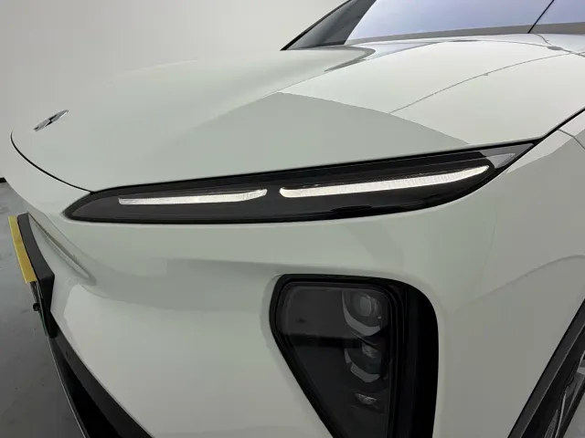Nio ES6 — Фото автомобиля 13