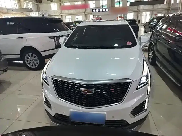 Cadillac XT5 — Фото автомобиля 2