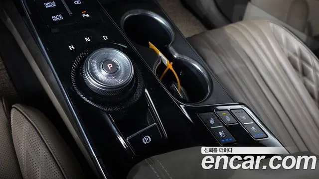 Kia K8 Hybrid — Фото автомобиля 12