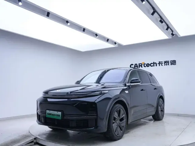 Li Auto L7 — Фото автомобиля 7