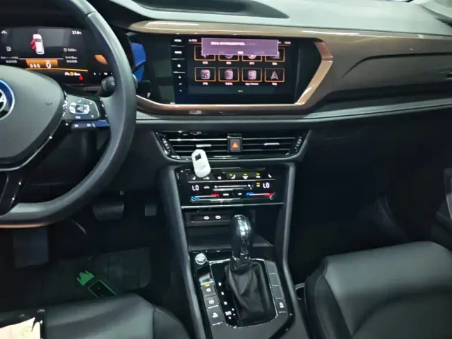 Volkswagen Tharu — Фото автомобиля 12