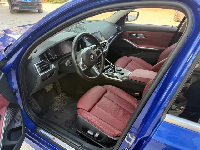 BMW 3 Series — Фото автомобиля 4