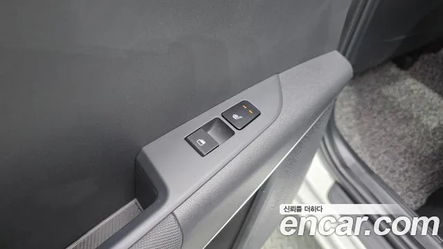Kia Niro The All New — Фото автомобиля 29