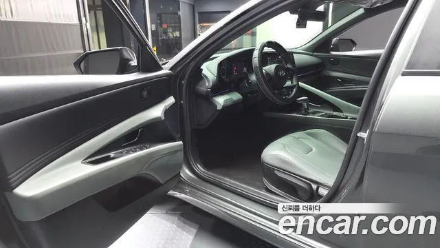 Hyundai Avante CN7 — Фото автомобиля 15
