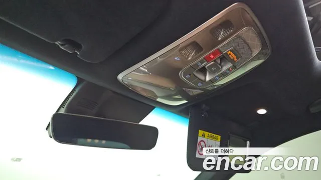 Genesis GV70 2.5T Бензин AWD — Фото автомобиля 18