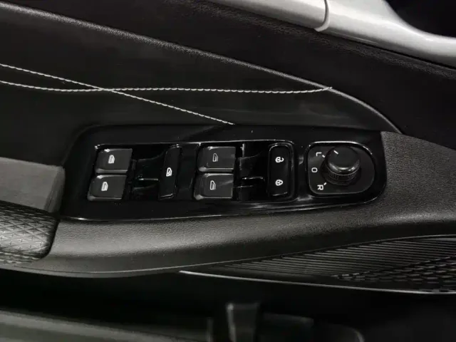 Geely Emgrand — Фото автомобиля 9