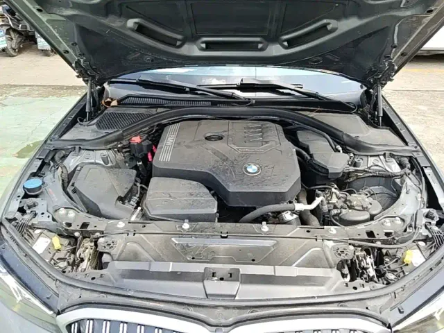 BMW 3 Series — Фото автомобиля 19