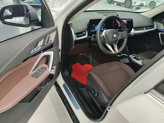 BMW X1 — Фото автомобиля 15