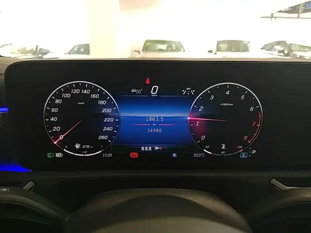 Mercedes-Benz A-Class — Фото автомобиля 11