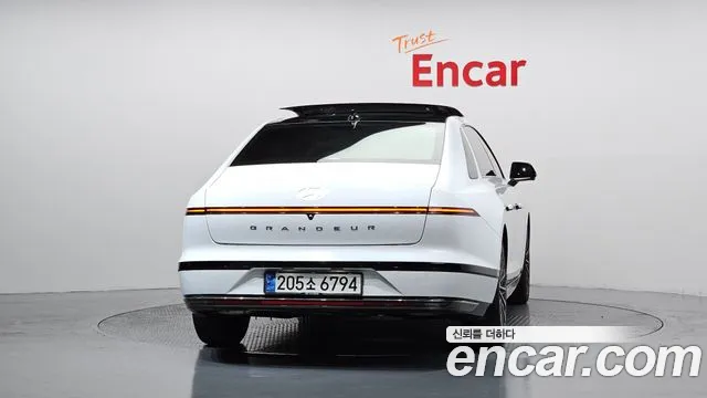 Hyundai Grandeur — Фото автомобиля 4