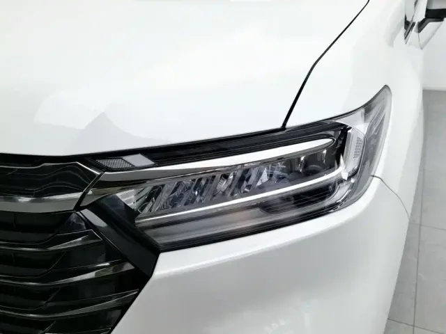 Honda Odyssey — Фото автомобиля 7