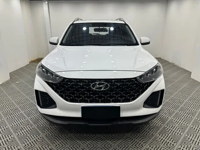 Hyundai ix35 — Фото автомобиля 2