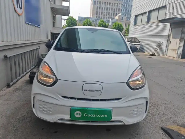 Roewe Clever — Фото автомобиля 2