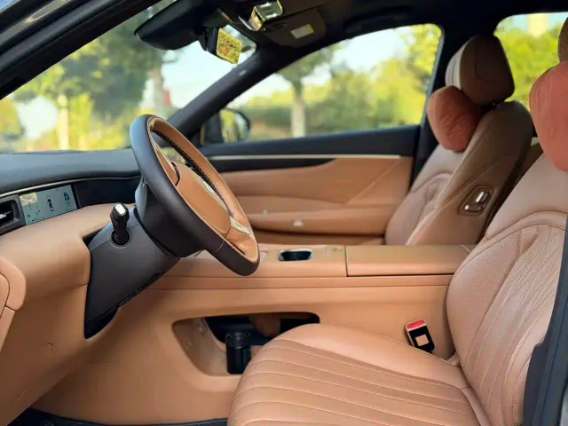 Dongfeng Aeolus L8 — Фото автомобиля 5