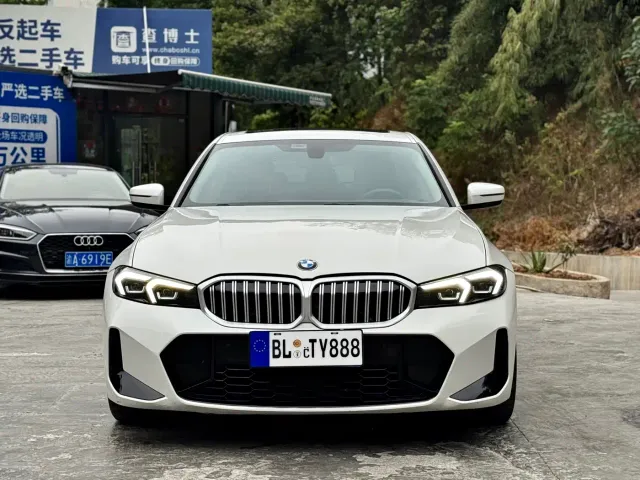 BMW 3 Series — Фото автомобиля 4