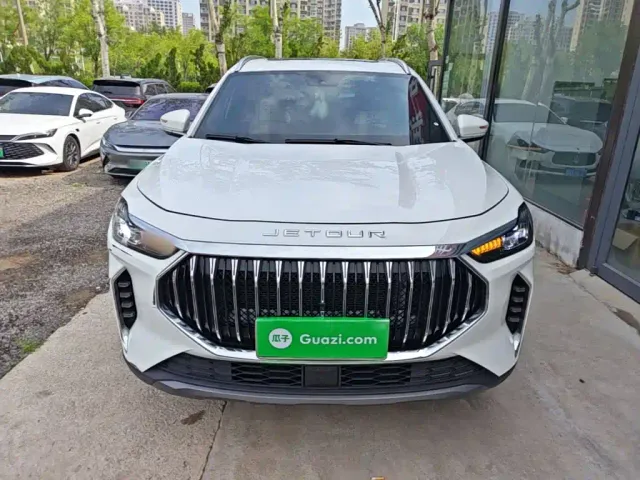 Jetour X70 Plus — Фото автомобиля 2