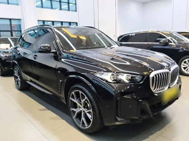 BMW X5 — Фото автомобиля 3