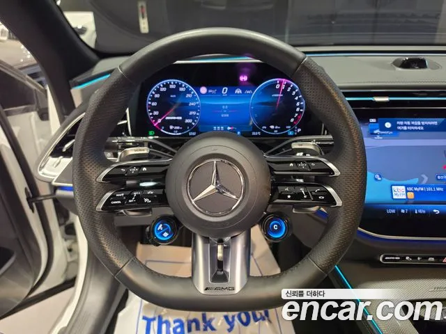 Mercedes-Benz E-Class — Фото автомобиля 17