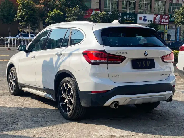 BMW X1 — Фото автомобиля 16