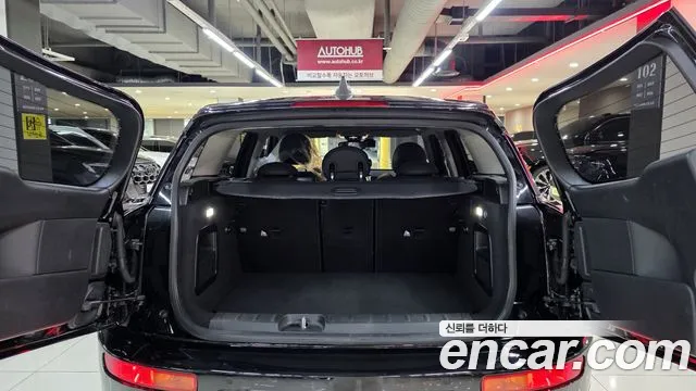 MINI Clubman — Фото автомобиля 9