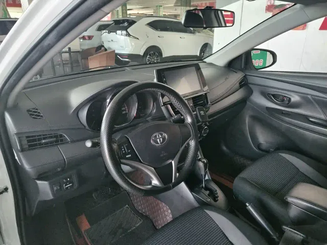 Toyota Vios — Фото автомобиля 8