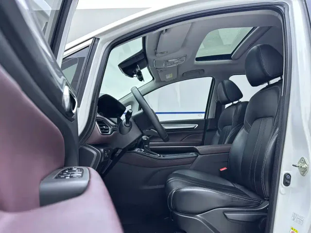GAC Trumpchi M6 — Фото автомобиля 7
