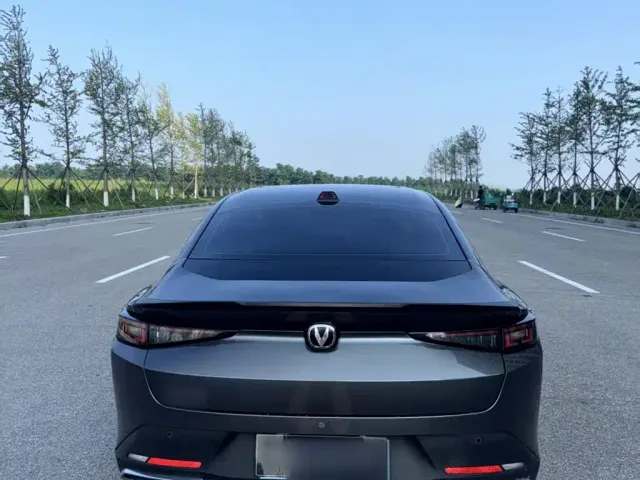 Changan Lamore — Фото автомобиля 8