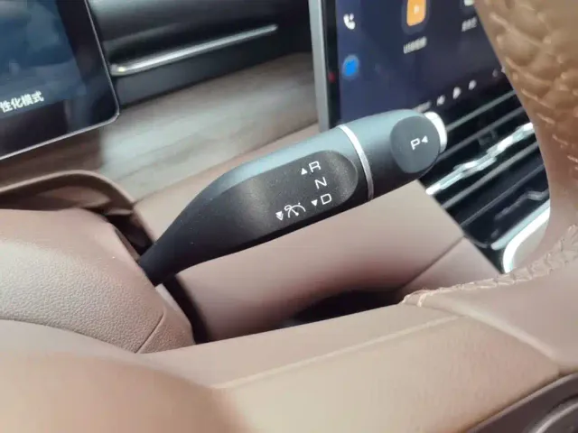 Wuling Starlight S — Фото автомобиля 13