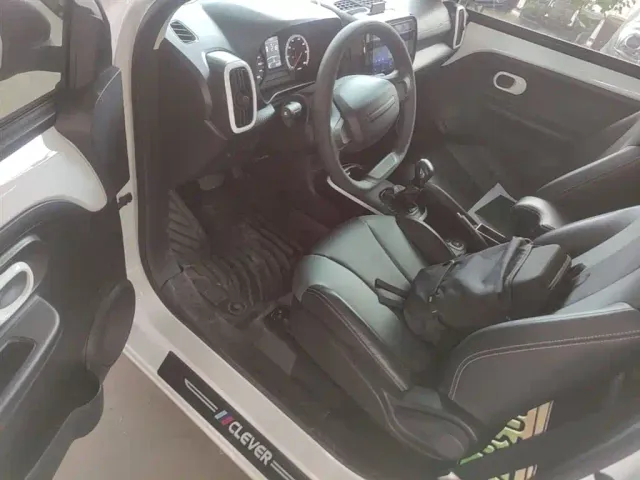 Roewe Clever — Фото автомобиля 15