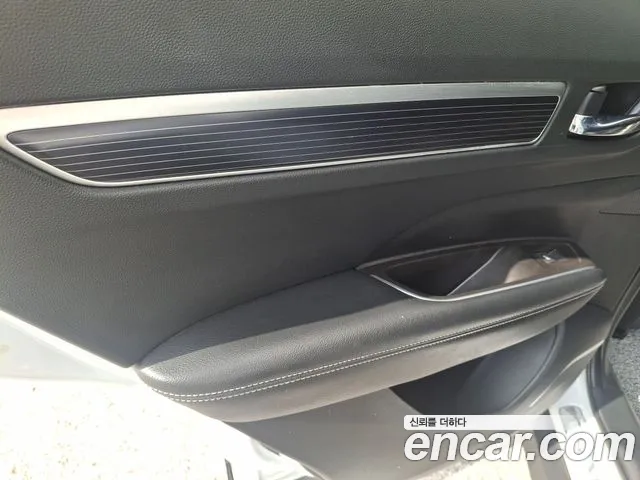 Renault-KoreaSamsung QM6 Новый QM6 2.0 GDe RE Signature 2WD — Фото автомобиля 13