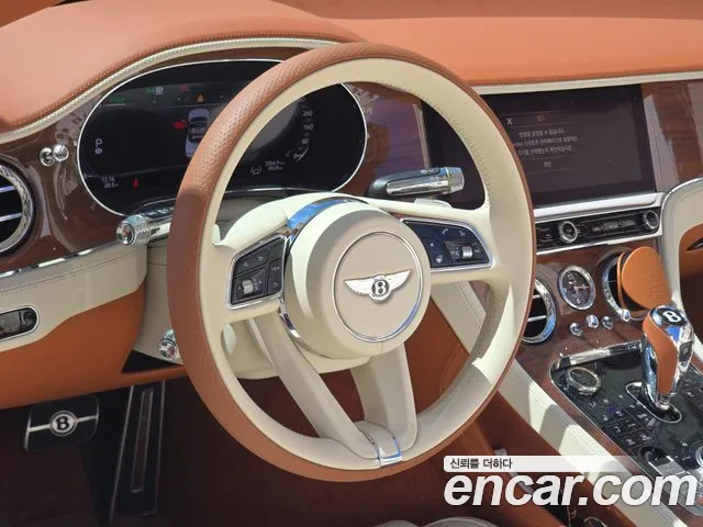 Bentley Continental — Фото автомобиля 15