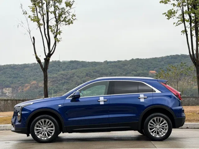 Cadillac XT4 — Фото автомобиля 3