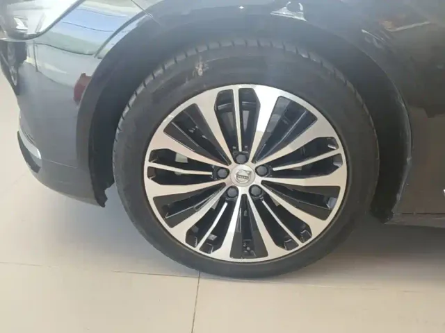 Volvo S90 — Фото автомобиля 22