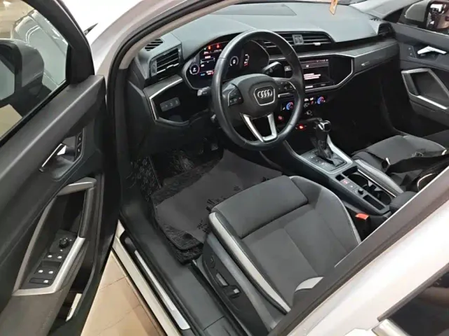 Audi Q3 — Фото автомобиля 15
