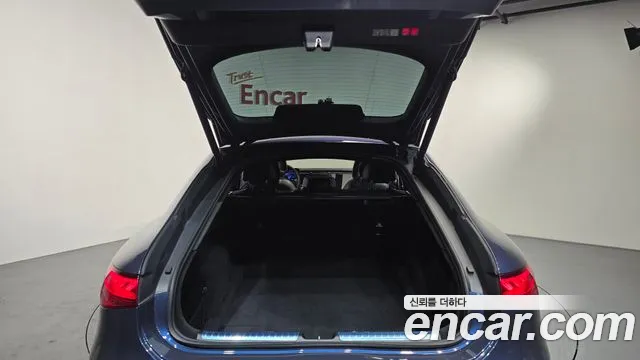 Mercedes-Benz EQS — Фото автомобиля 14