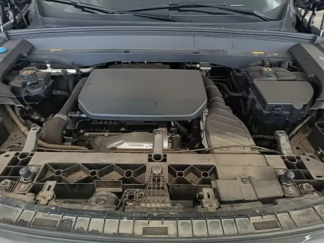 Li Auto L8 — Фото автомобиля 19