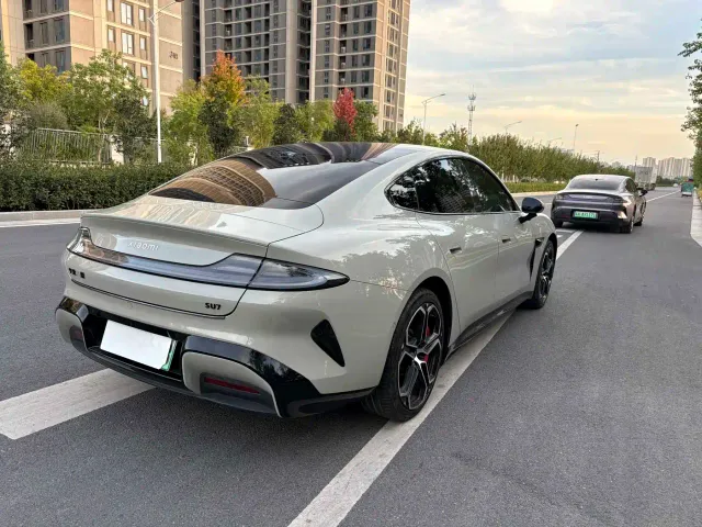 Xiaomi SU7 — Фото автомобиля 9