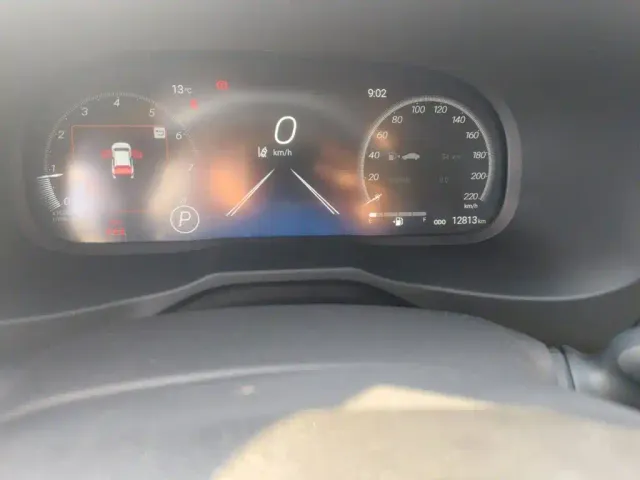 Toyota RAV4 — Фото автомобиля 13